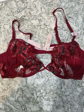 Victoria's Secret Burgundy Floral Lace Underwire Bra